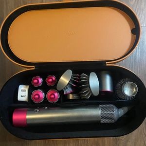 Dyson hairdryer with attachments UK Plug